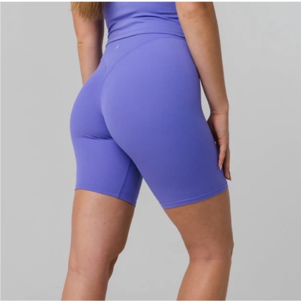 EUC Balance Athletica bike shorts